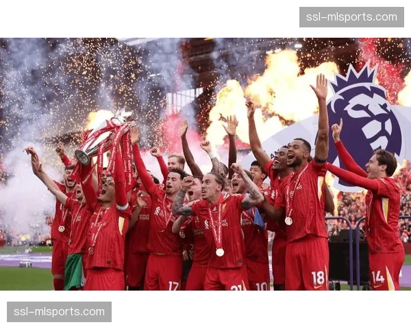 特写:科纳特门线救险后怒吼,激励安菲尔德球场观众